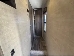 2019 PACIFIC COACHWORKS BLAZE'N F29