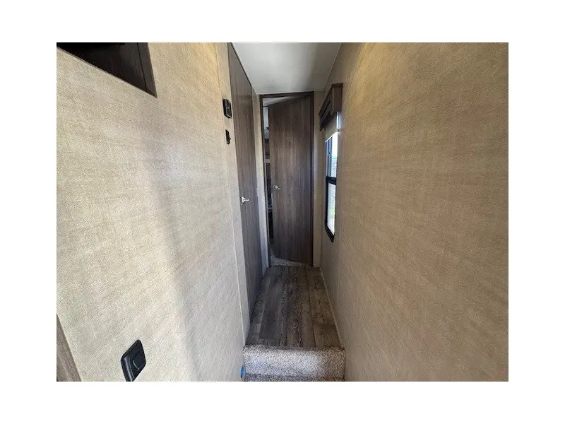 2019 PACIFIC COACHWORKS BLAZE'N F29