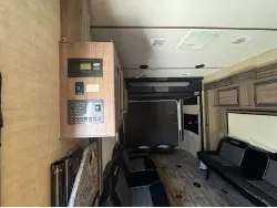 2019 PACIFIC COACHWORKS BLAZE'N F29