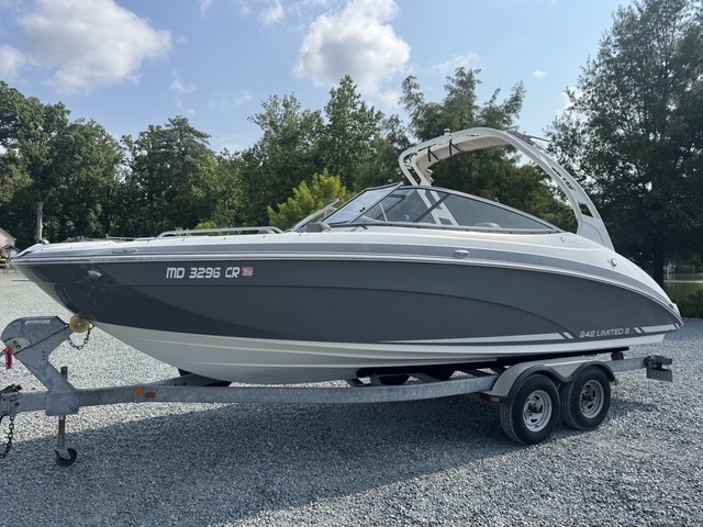 2015 Yamaha 242 Limited S in middle river MD