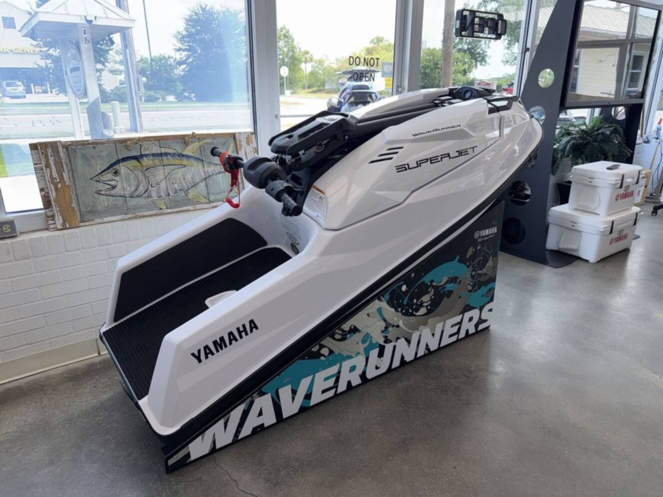 A photo of this 2025 Yamaha Waverunners SuperJet®