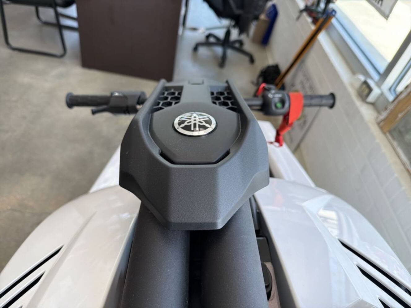 A photo of this 2025 Yamaha Waverunners SuperJet®