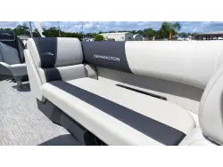 2027 Bennington 20 S1 STERN RADIUS