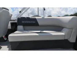 2027 Bennington 20 S1 STERN RADIUS