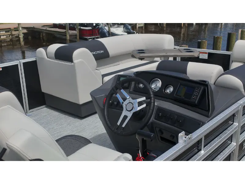2027 Bennington 20 S1 STERN RADIUS