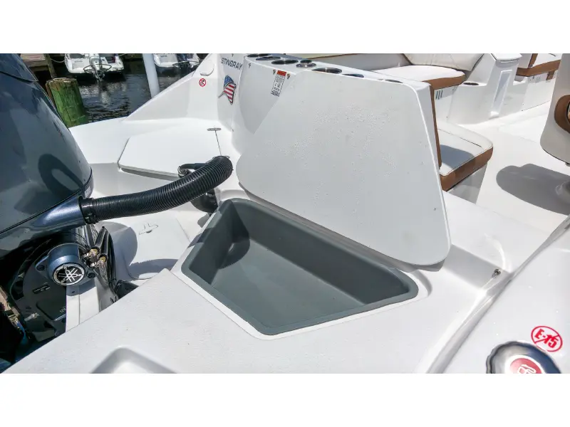 2027 Stingray 20 SC