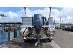 2027 Bennington 22 S1 FISH AND CRUISE