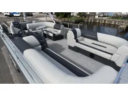 2027 Bennington 22 S1 FISH AND CRUISE