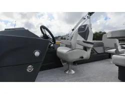 2027 Bennington 22 S1 FISH AND CRUISE