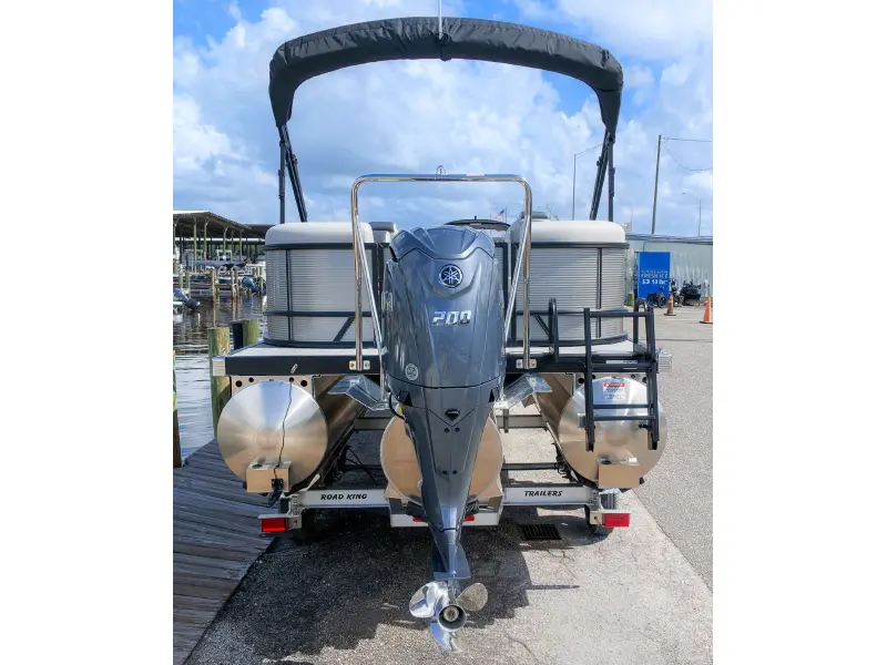 2027 Bennington 22 S1 STERN RADIUS