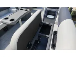 2027 Bennington 22 S1 STERN RADIUS