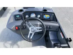 2027 Bennington 22 S1 STERN RADIUS