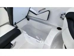 2027 Stingray 20 SBX