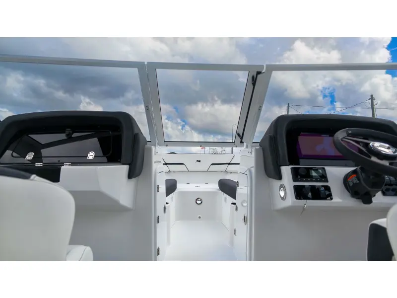 2027 Stingray 20 SBX