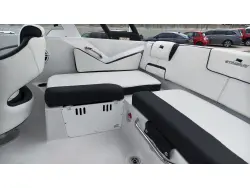 2027 Stingray 20 SBX