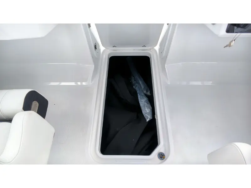 2027 Stingray 20 SBX