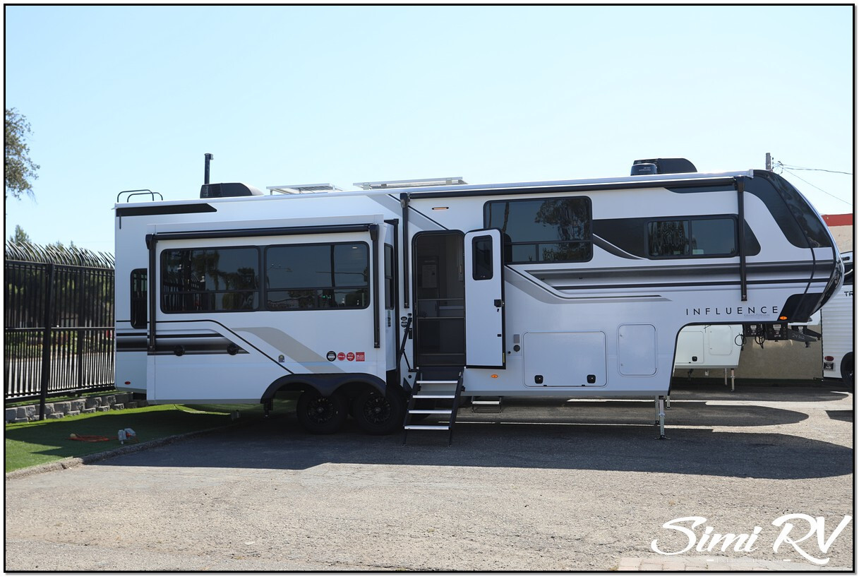 2027 Grand Design Influence 2903RL in simi valley CA