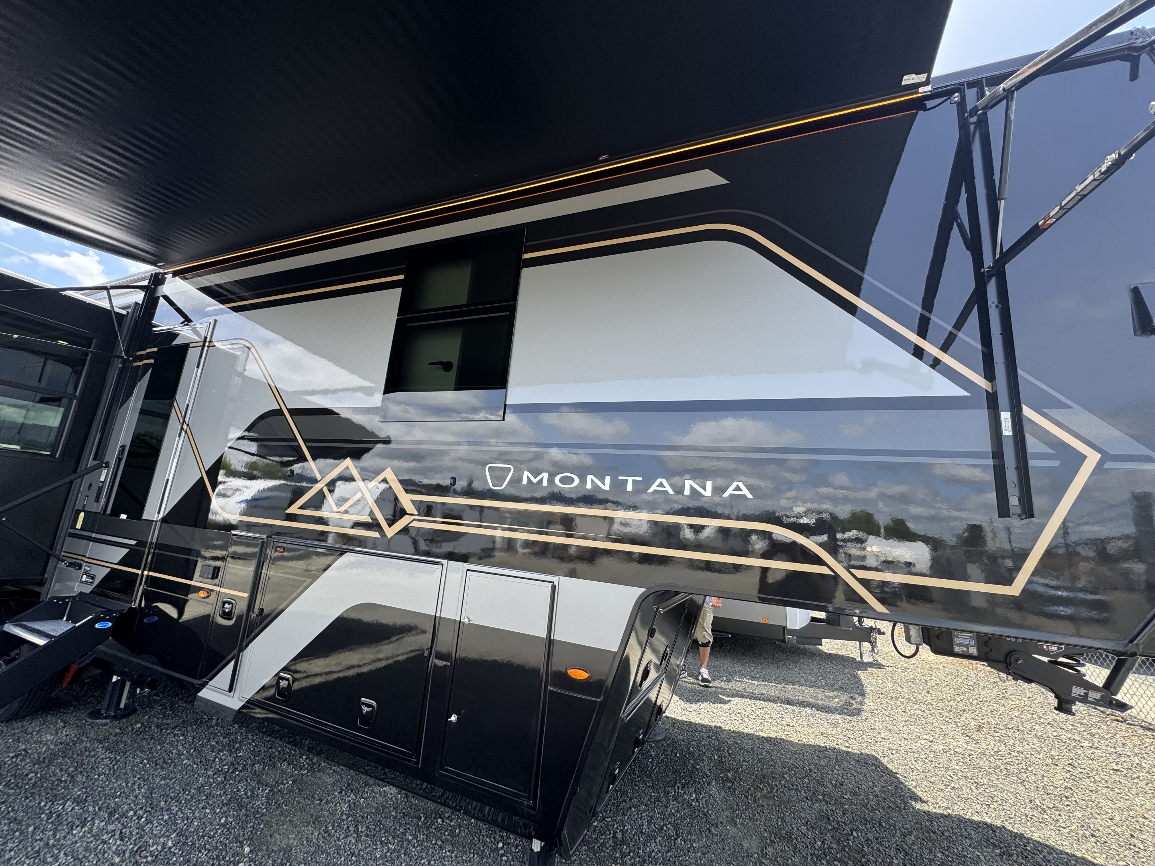 2026 Keystone Rv Montana 3100RL in grants pass OR
