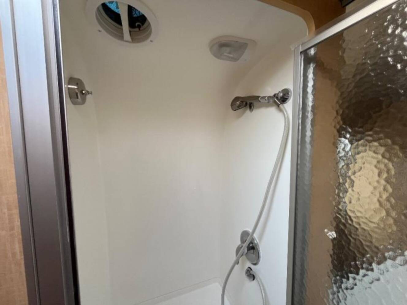 A photo of this 2012 Airstream Flying Cloud 30