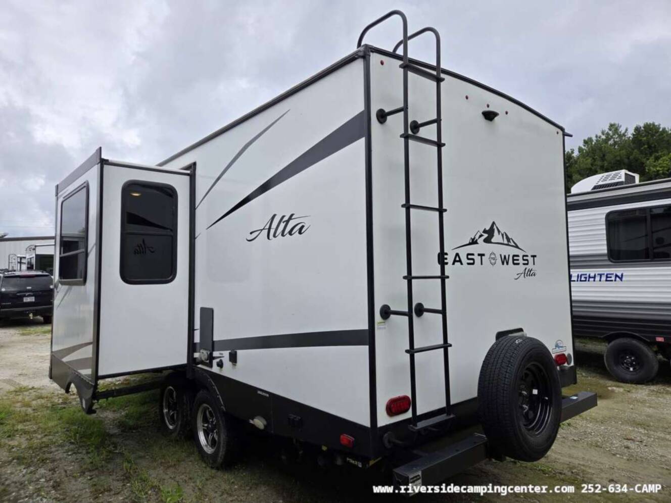 A photo of this 2022 East To West Alta 1900MMK