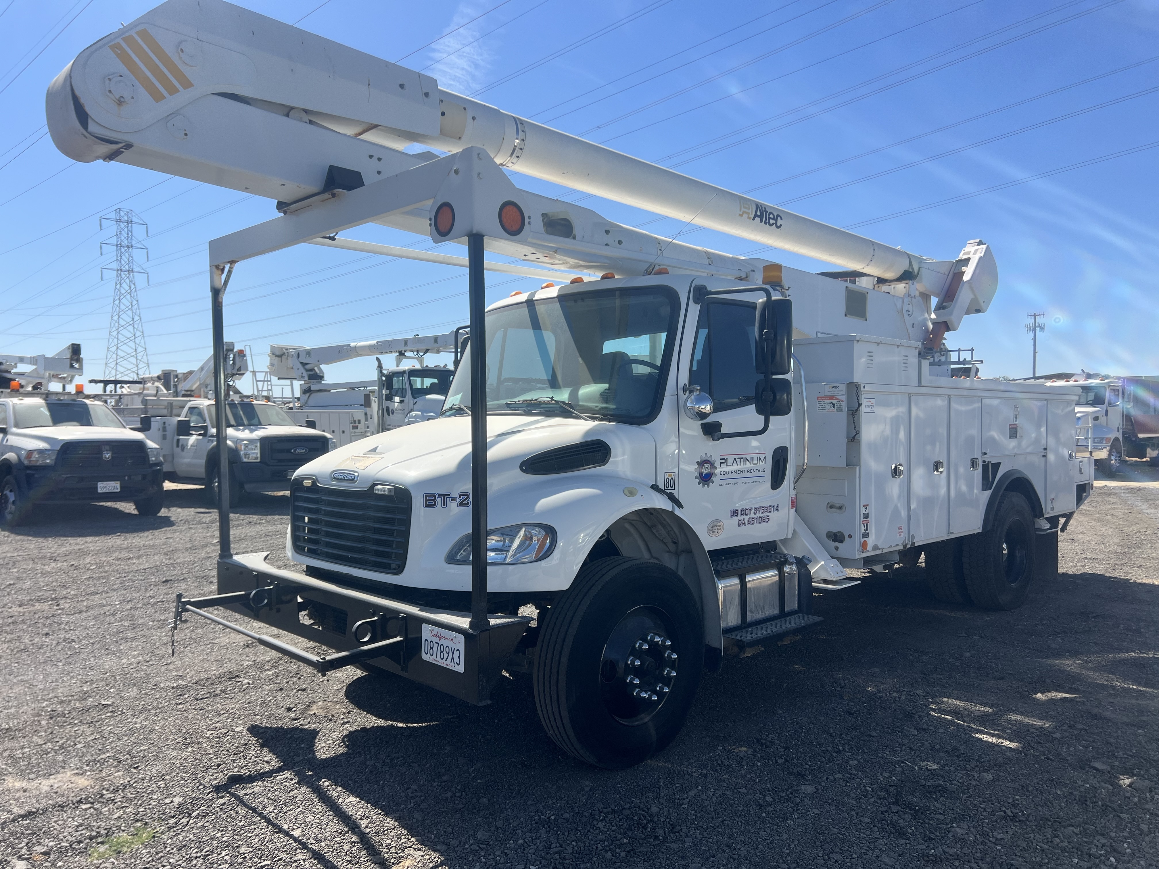 2013 FREIGHTLINER M2 in Bakersfield, CA