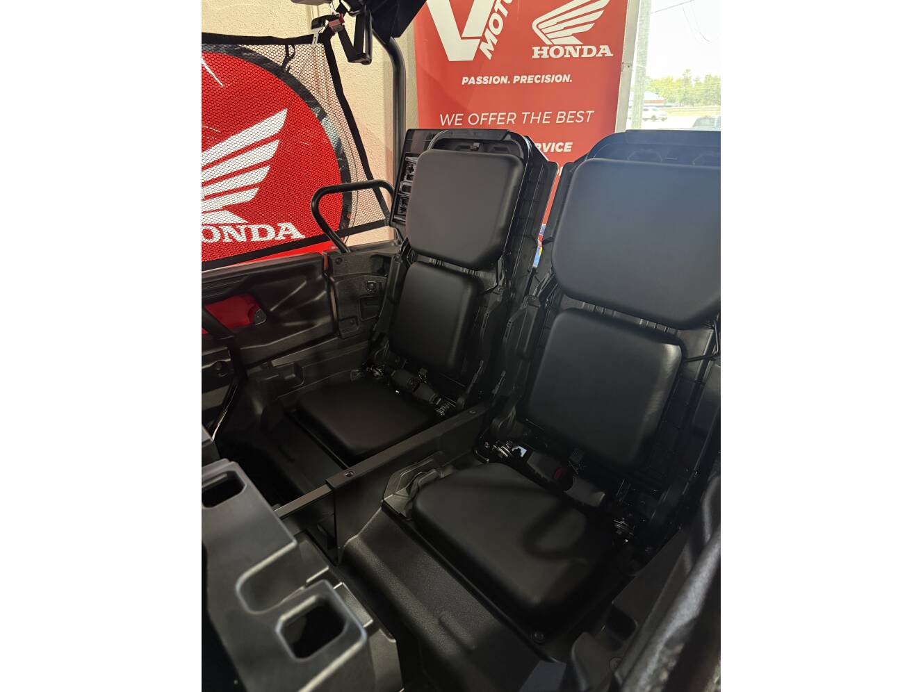 A photo of this 2026 Honda Pioneer 1000-5 Deluxe