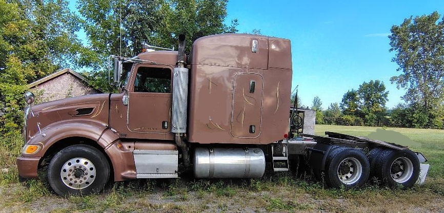 2007 PETERBILT 386 in New London, OH