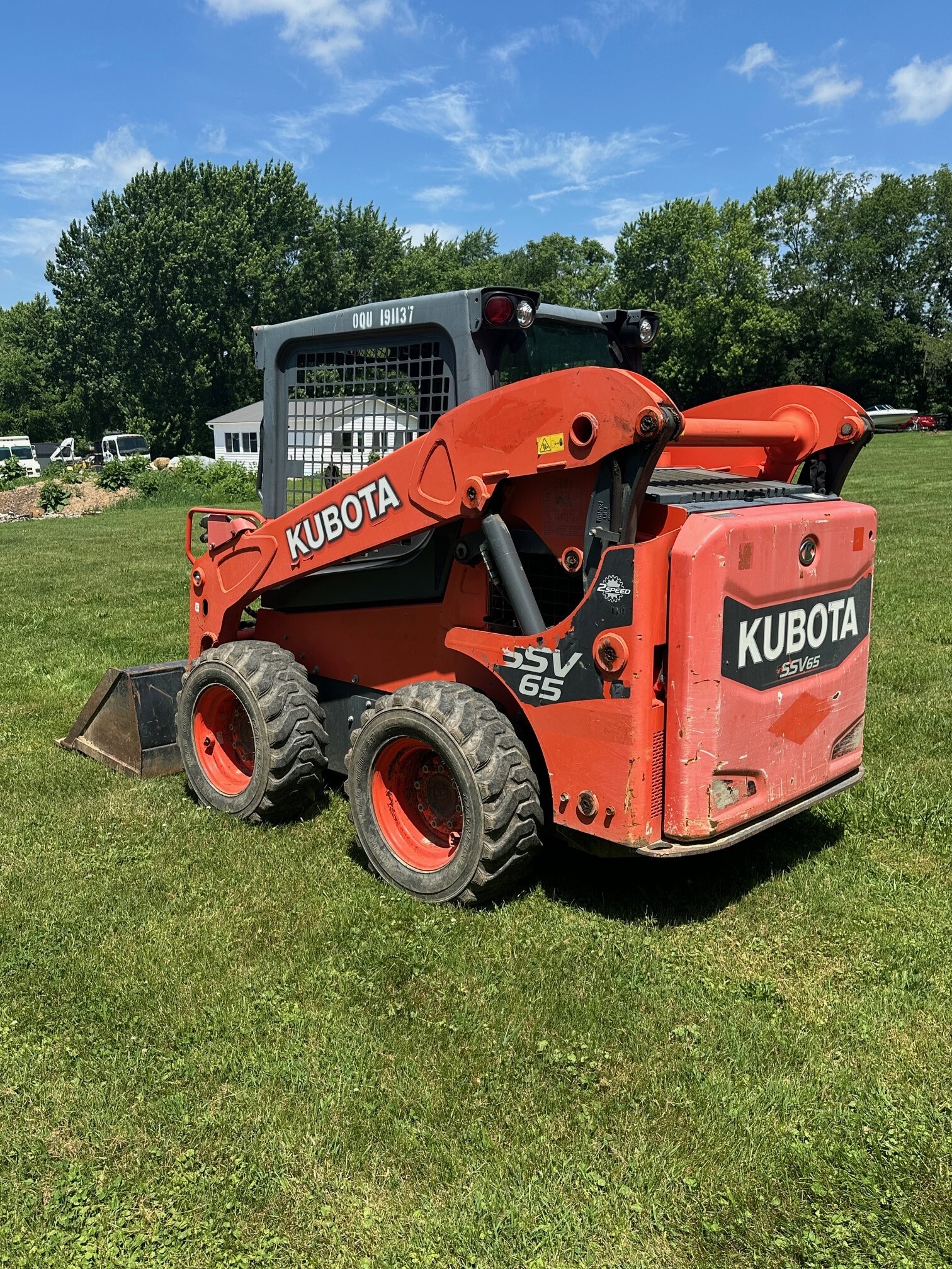 2017 KUBOTA SSV65 in Mansfield, OH