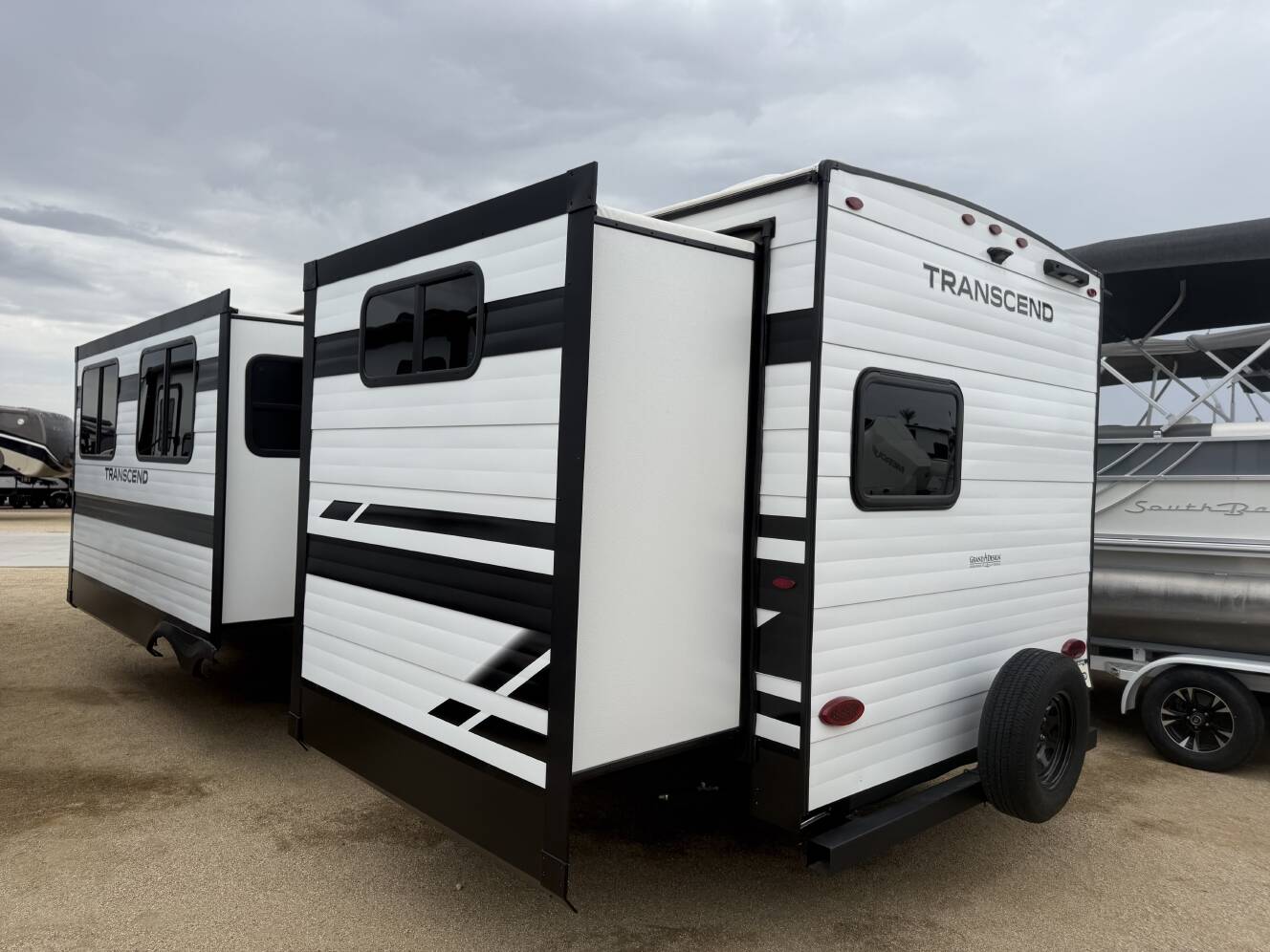 A photo of this 2026 Grand Design Transcend 325BHT 325BHT