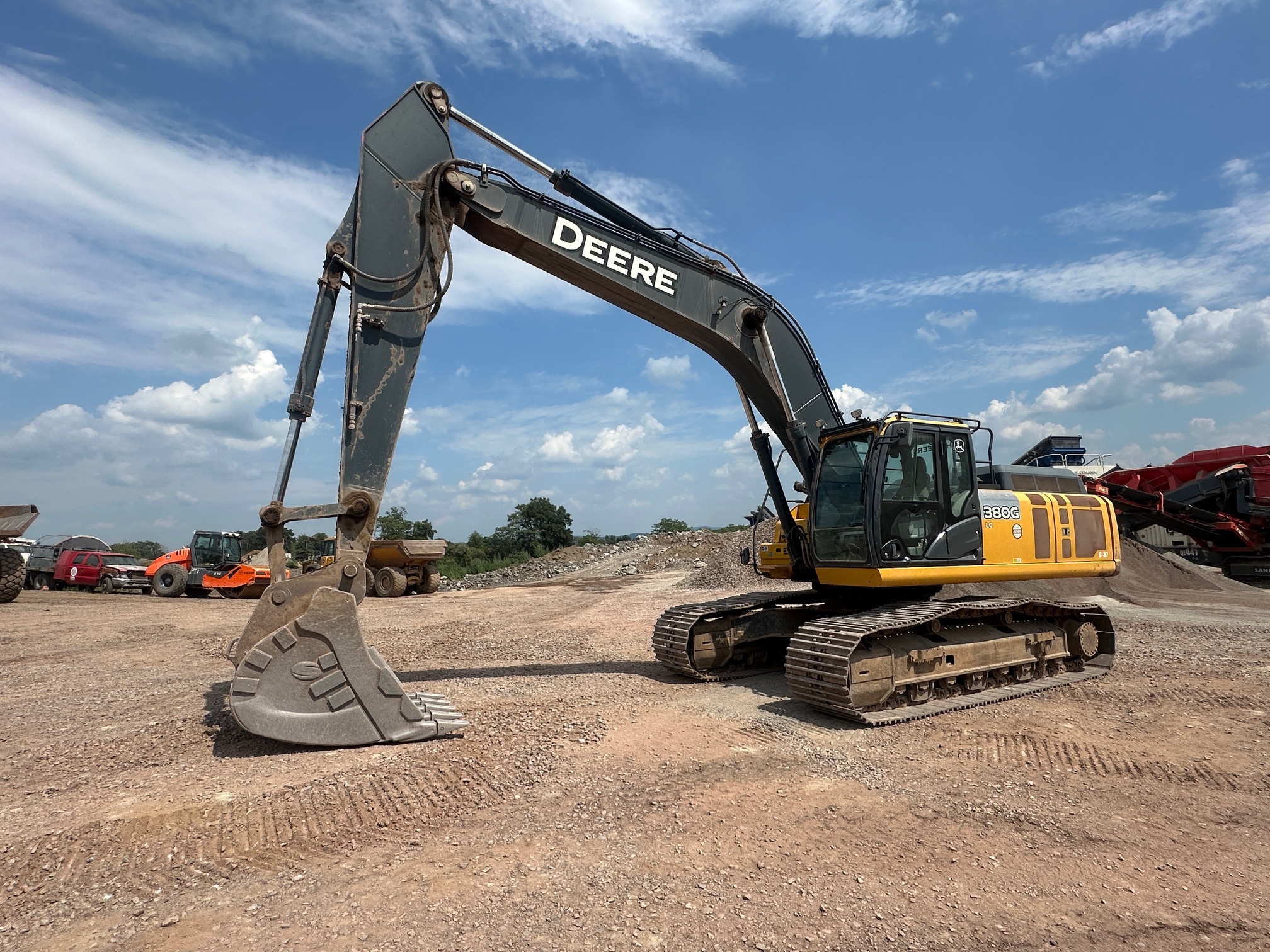 2018 DEERE 380G LC in Branchburg, NJ