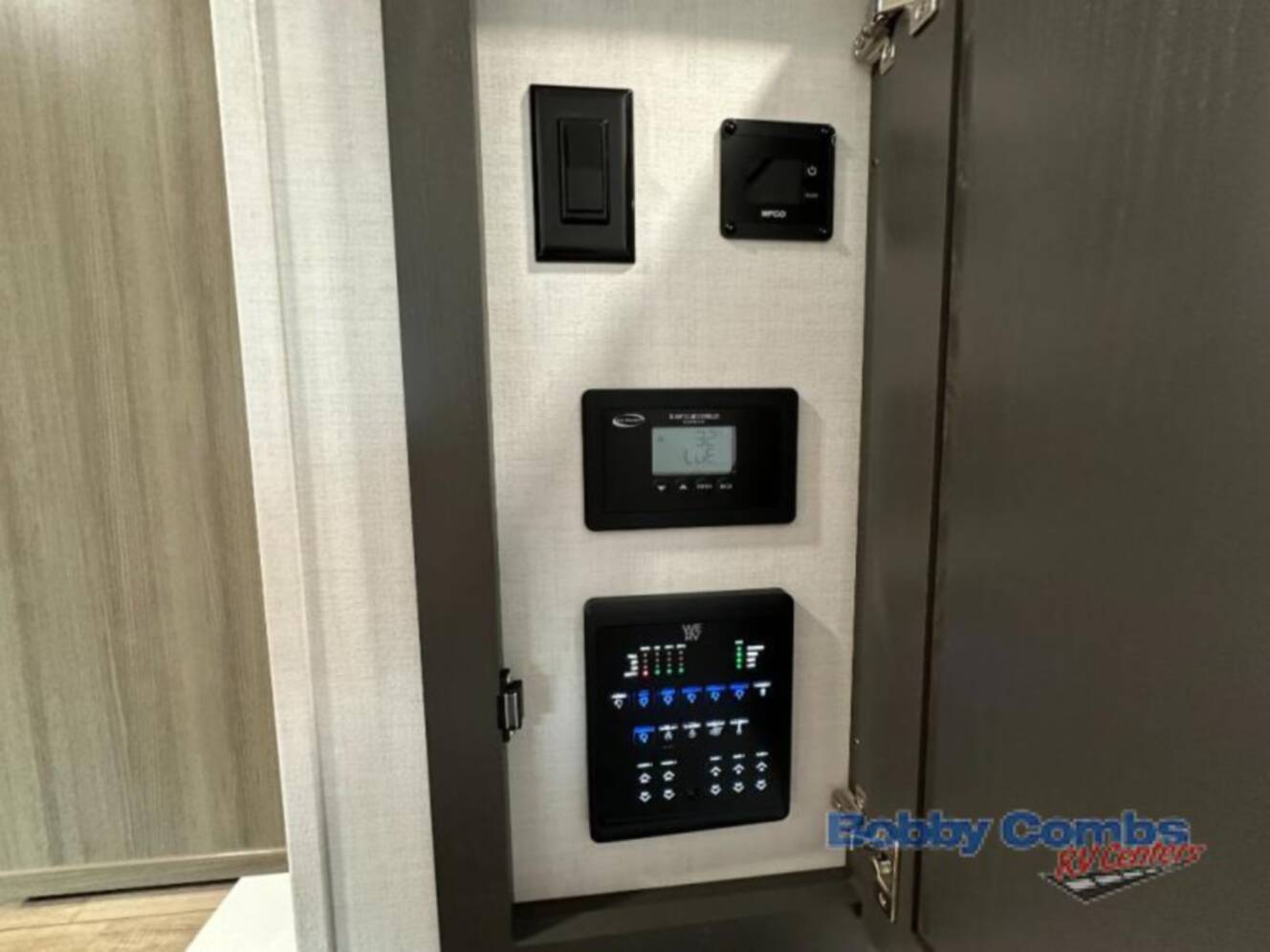 A photo of this 2026 Forest River Rv Rockwood Signature R361RLS
