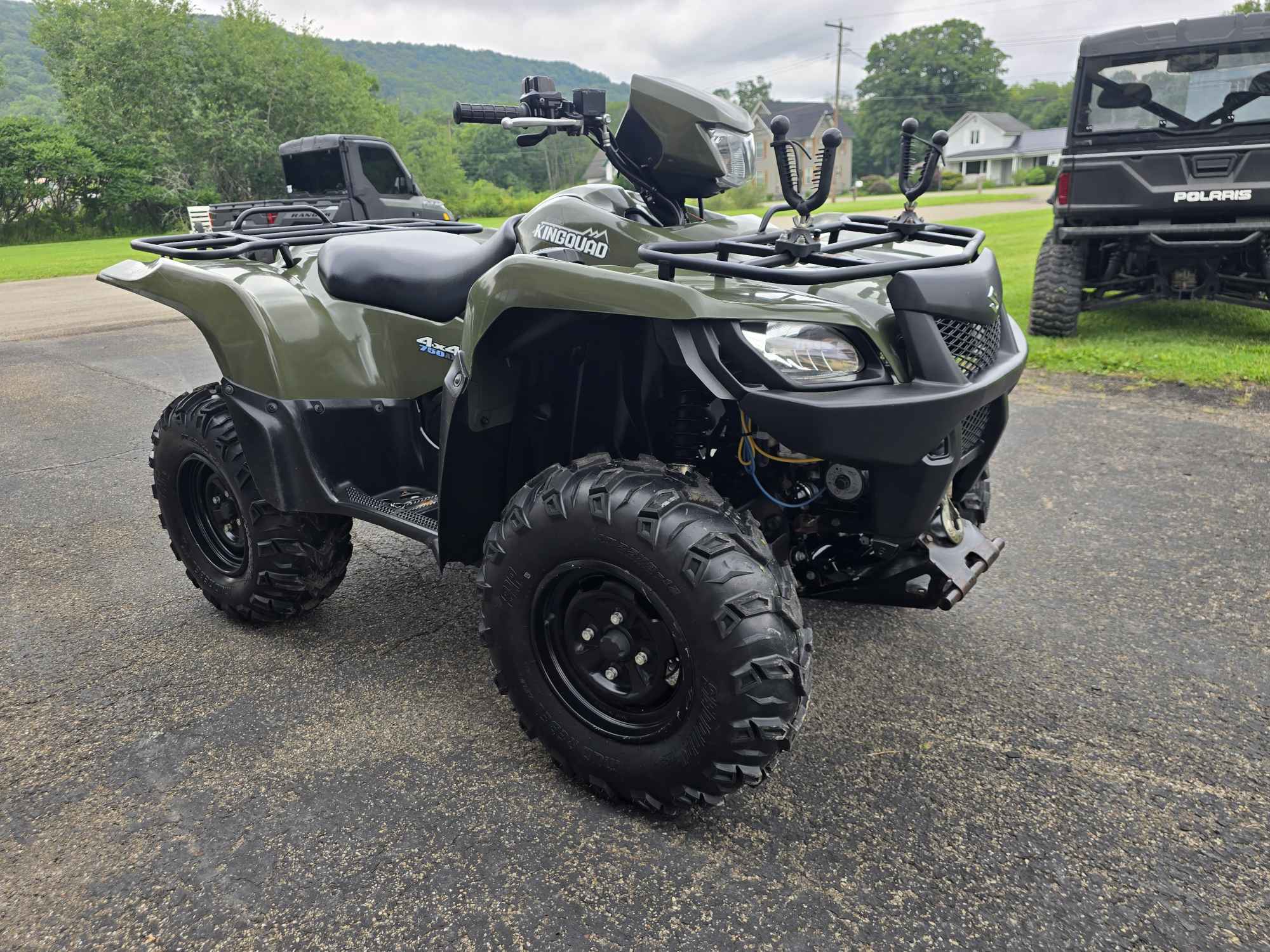 2009 Suzuki KingQuad 750 AXi 4X4 in bradford PA