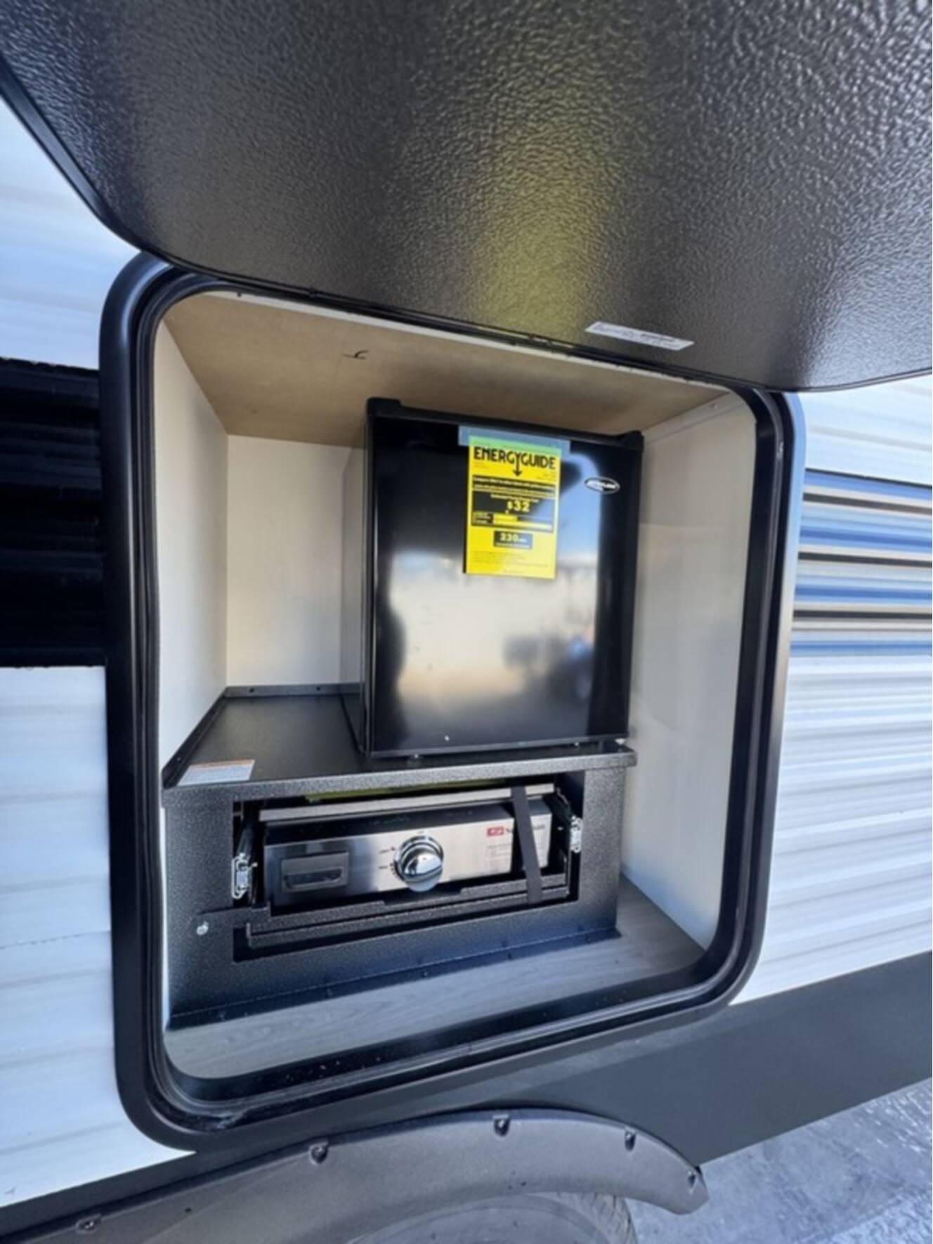 A photo of this 2026 Grand Design Momentum MAV 28MAV MAV 28 MAV