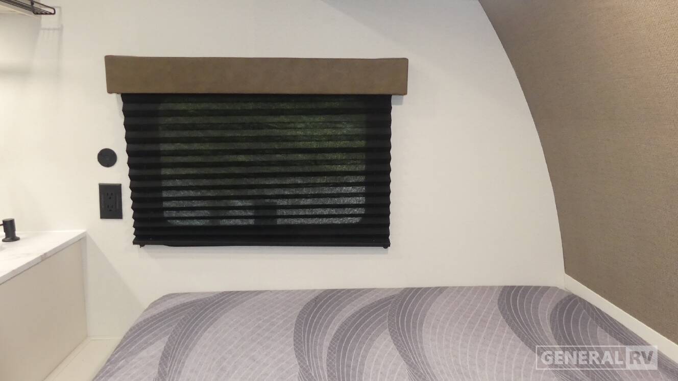 A photo of this 2027 Grand Design Transcend Lite 121RBL
