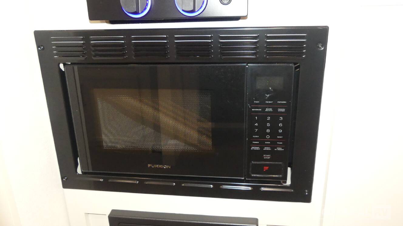 A photo of this 2027 Grand Design Transcend Lite 121RBL