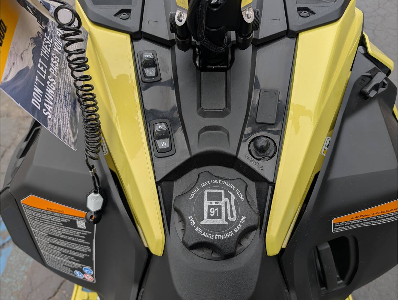 A photo of this 2025 Ski-Doo Freeride 850 E-TEC