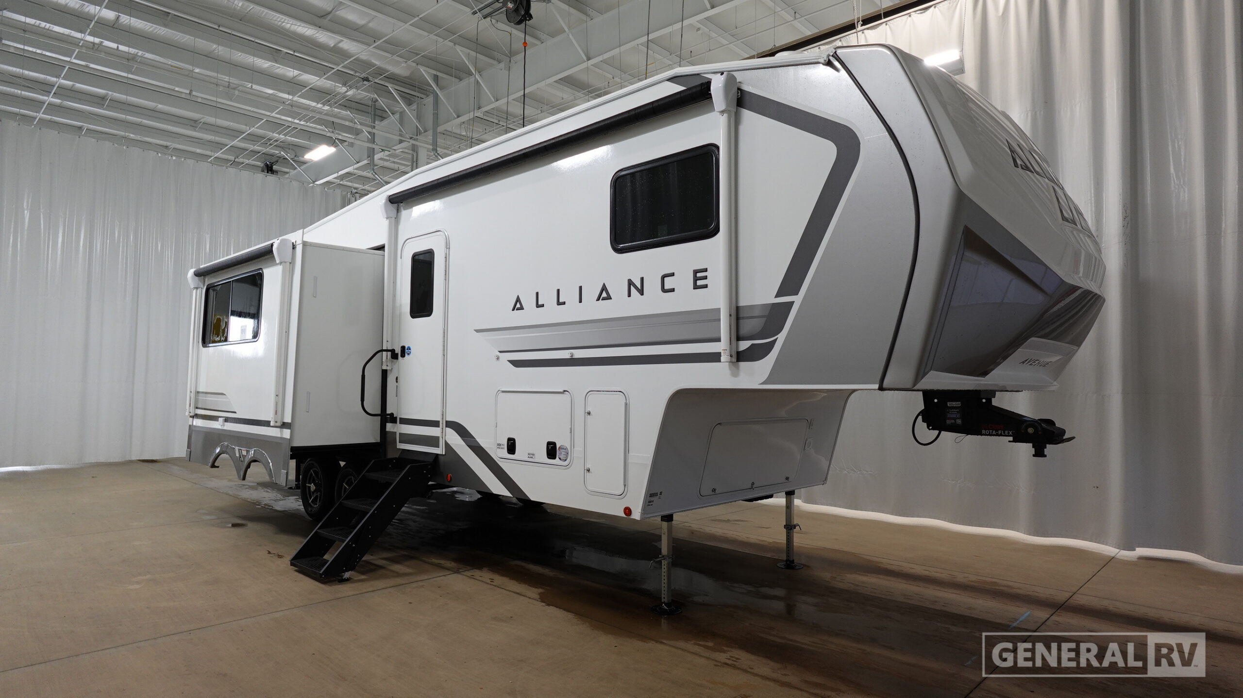 2027 Alliance Rv AVENUE 30BH in wayland MI