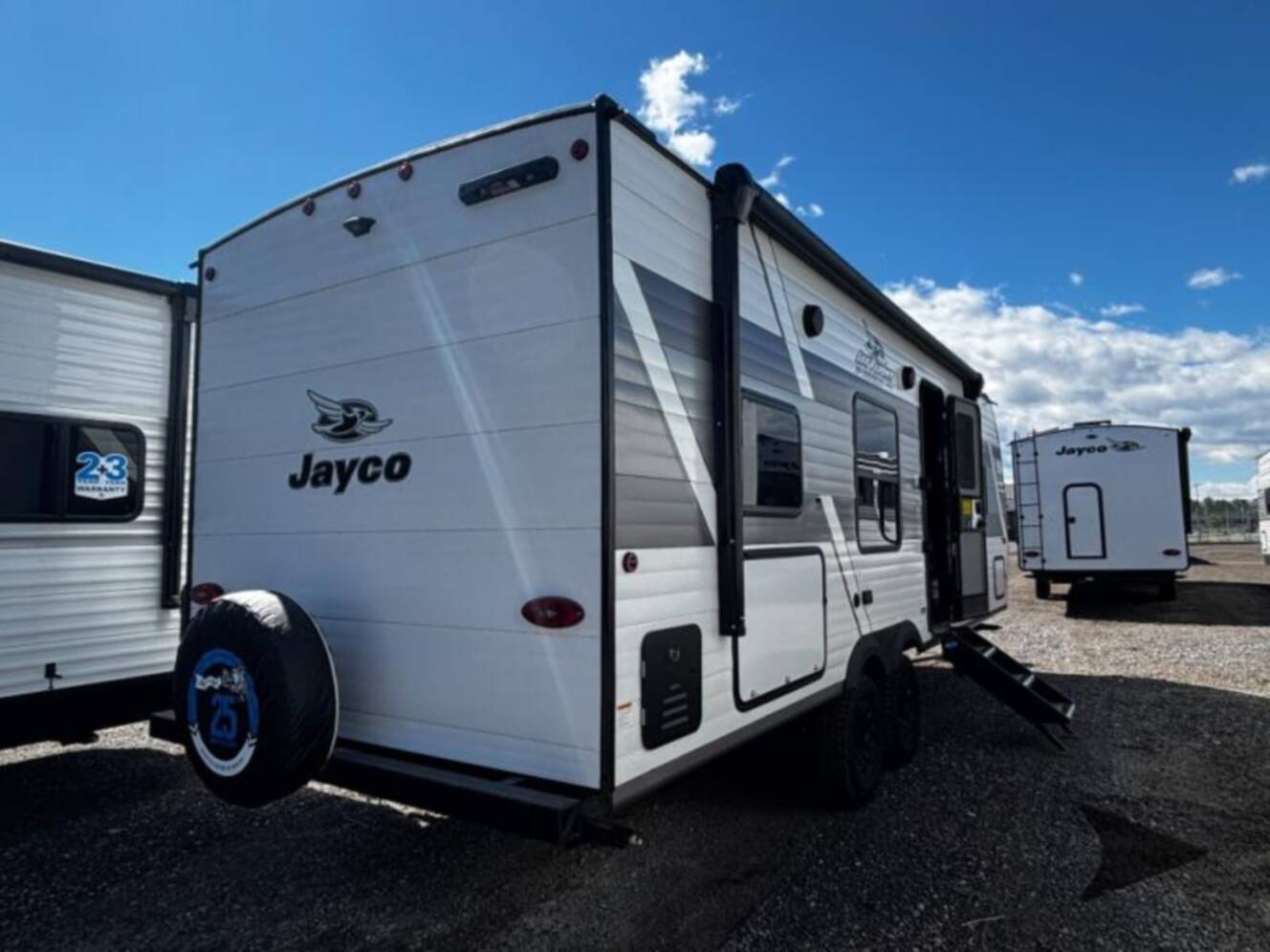 A photo of this 2027 Jayco Jay Flight SLX 260BHW BAJA