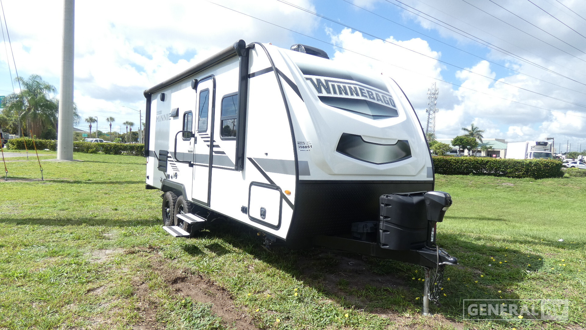 2021 Winnebago Micro Minnie 2108TB in west palm beach FL