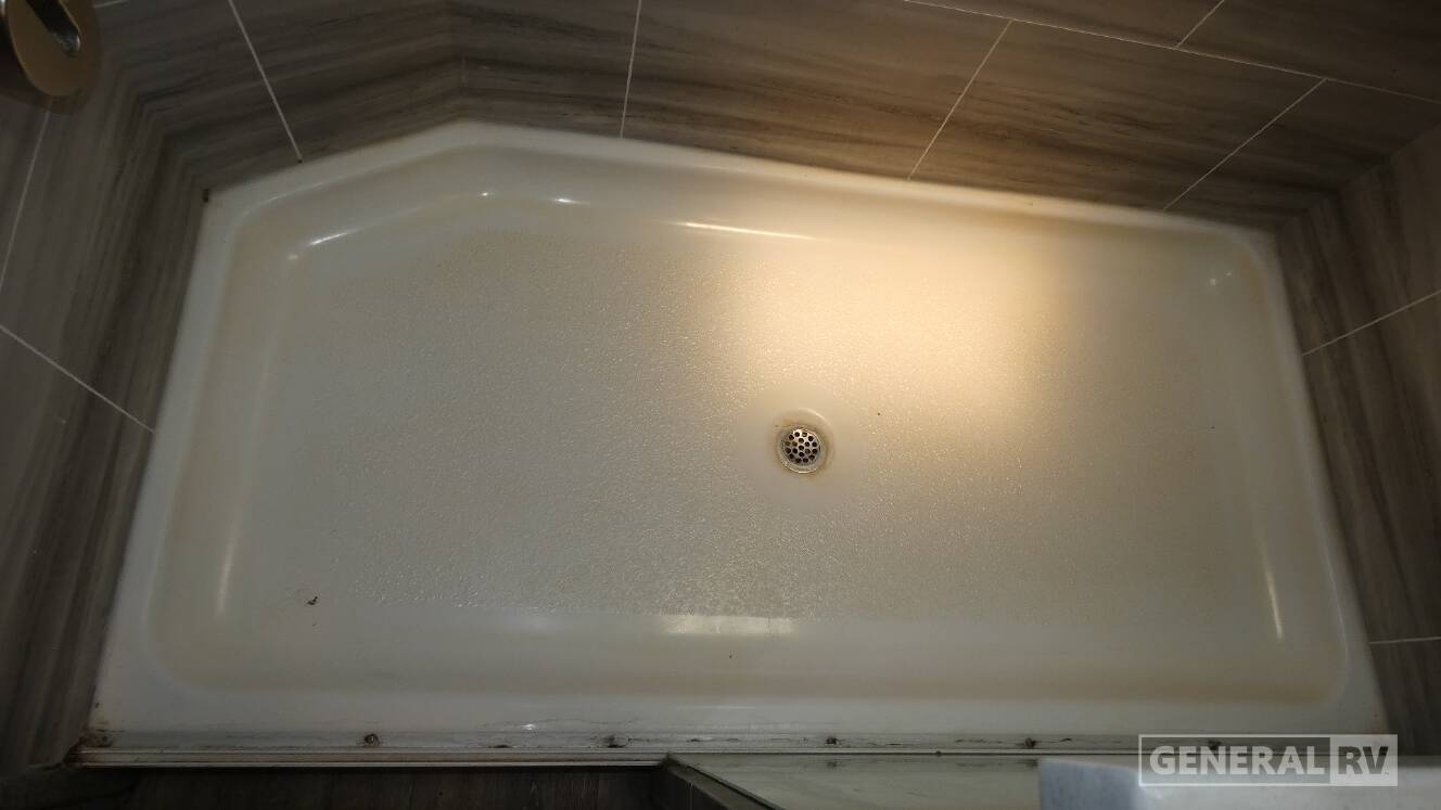 A photo of this 2022 Jayco PINNACLE 36SSWS