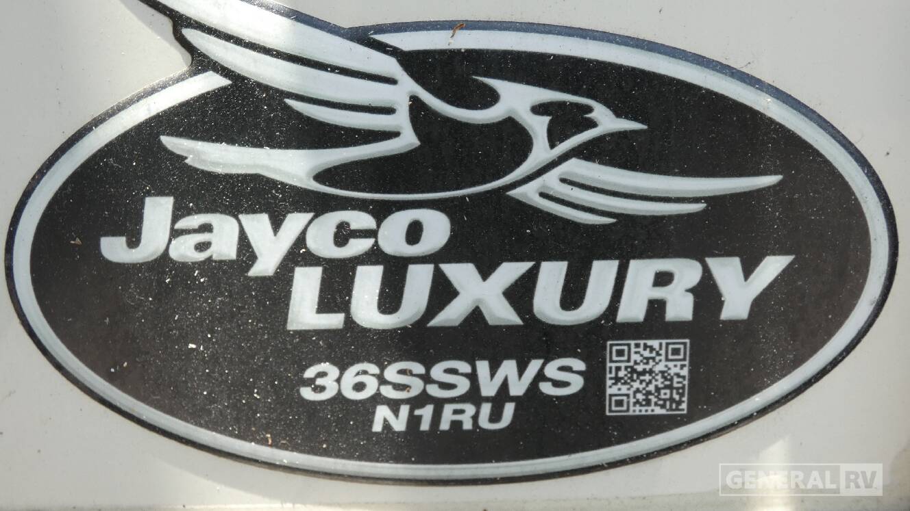 A photo of this 2022 Jayco PINNACLE 36SSWS