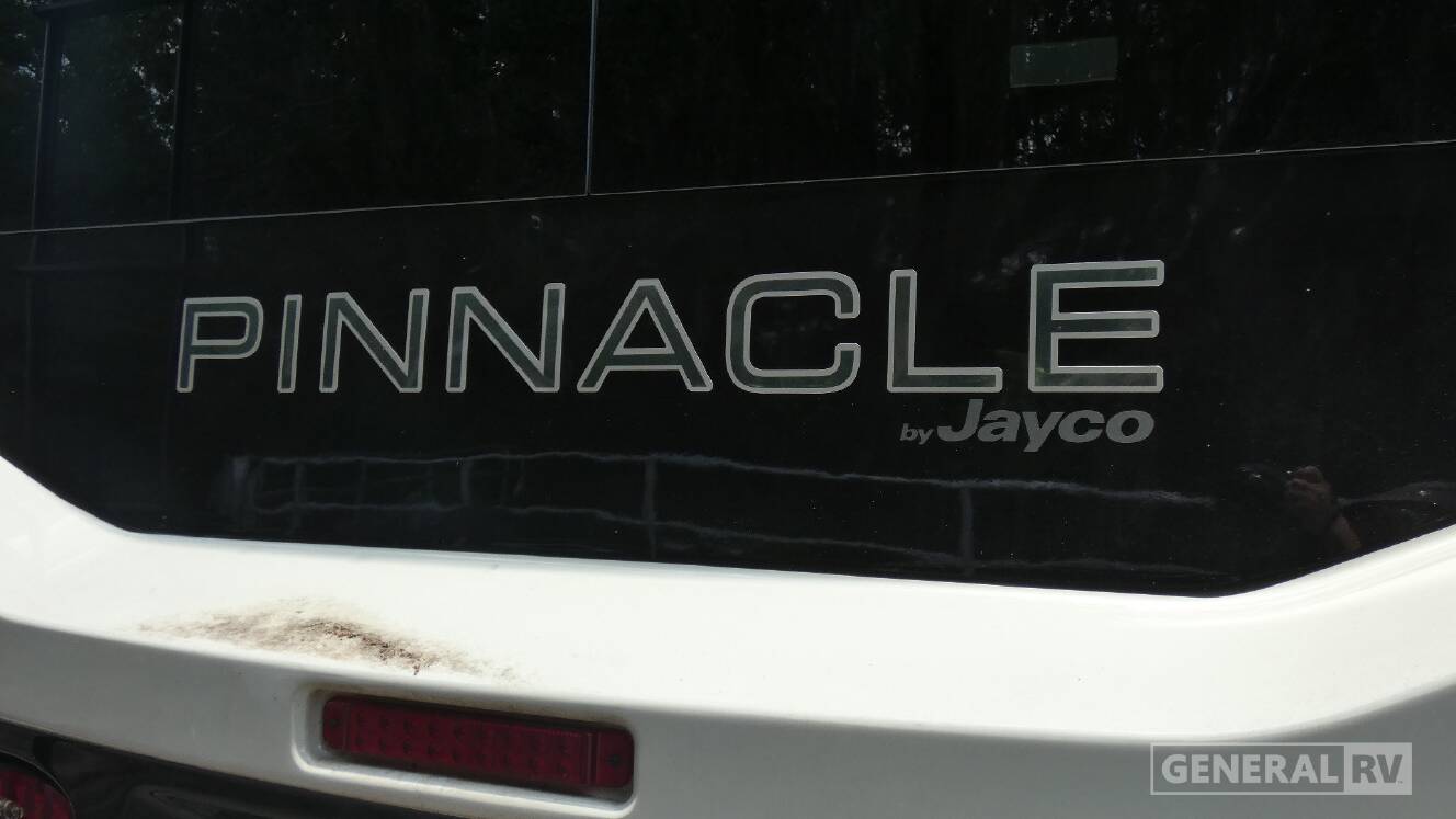 A photo of this 2022 Jayco PINNACLE 36SSWS