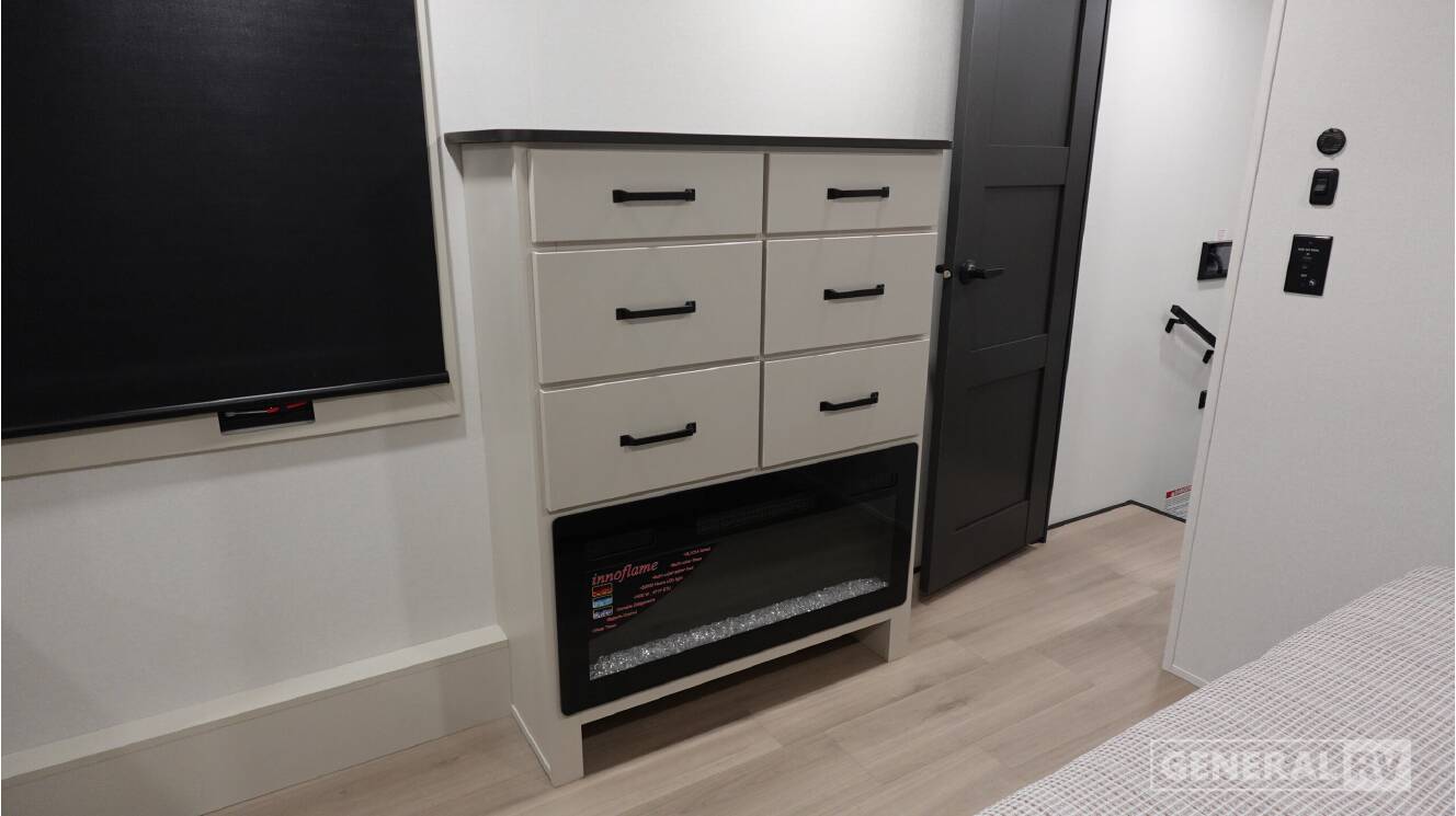 A photo of this 2026 Grand Design MOMENTUM 395MT