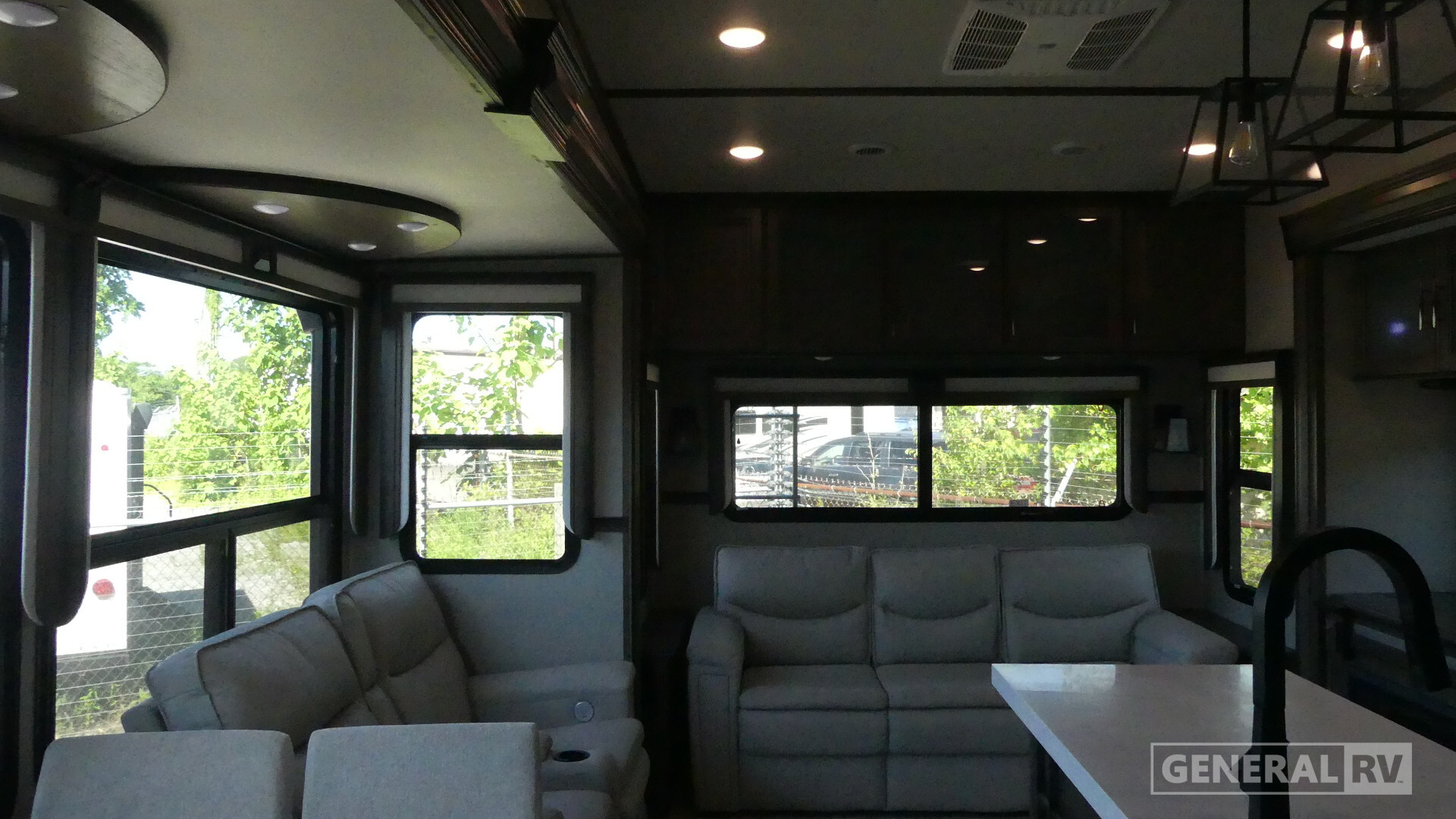 2022 Grand Design SOLITUDE 378MBS in west chester PA