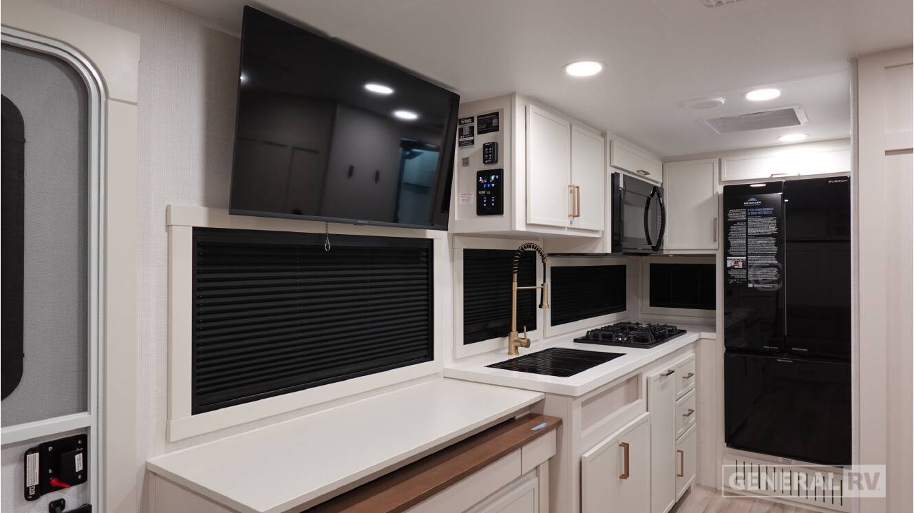 A photo of this 2027 Brinkley MODEL Ix 20X