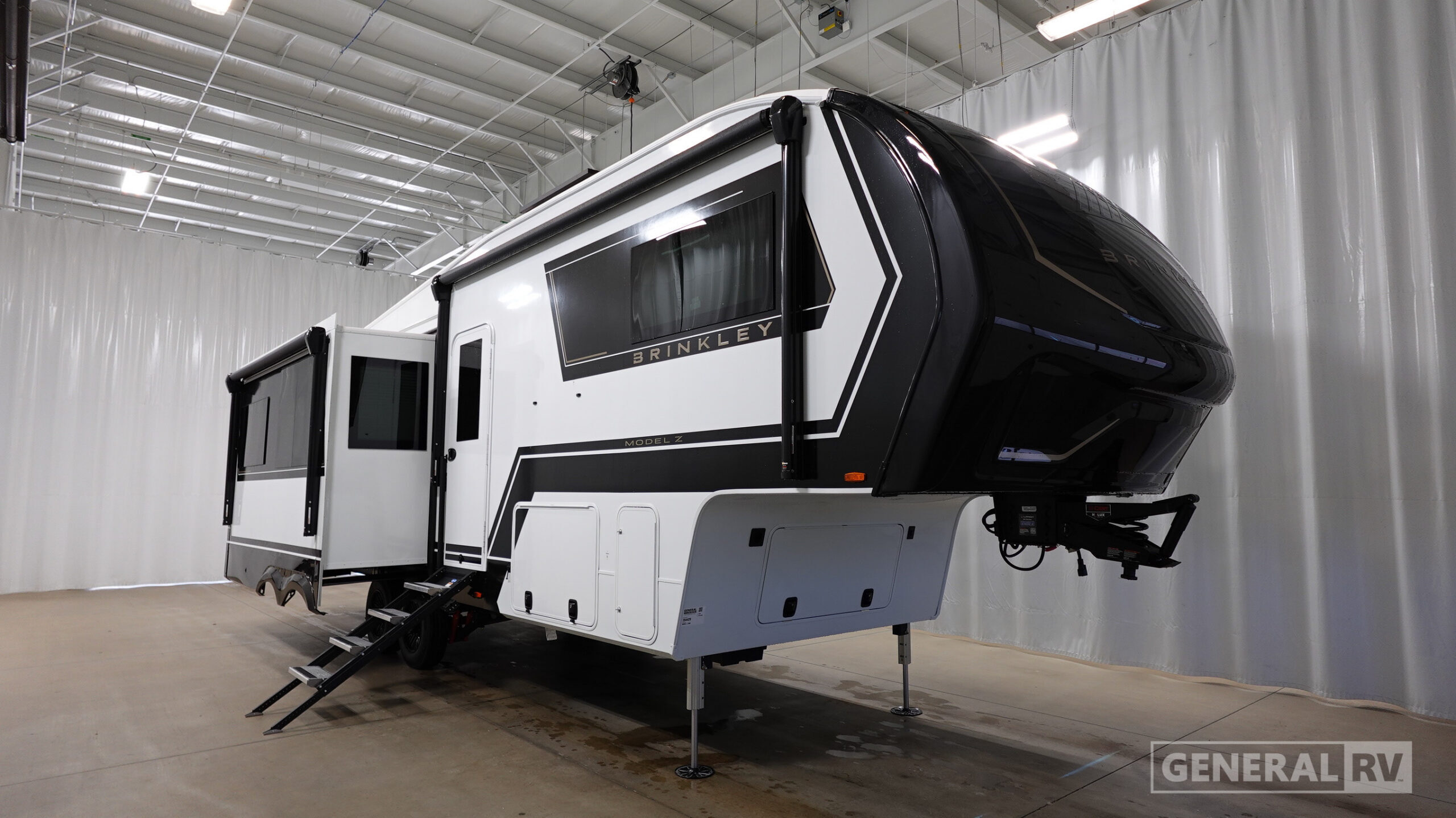 2027 Brinkley MODEL Z 2900 in north canton OH