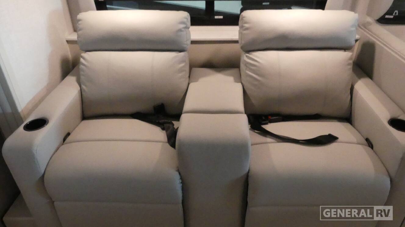 A photo of this 2026 Fleetwood FORTIS 34MB