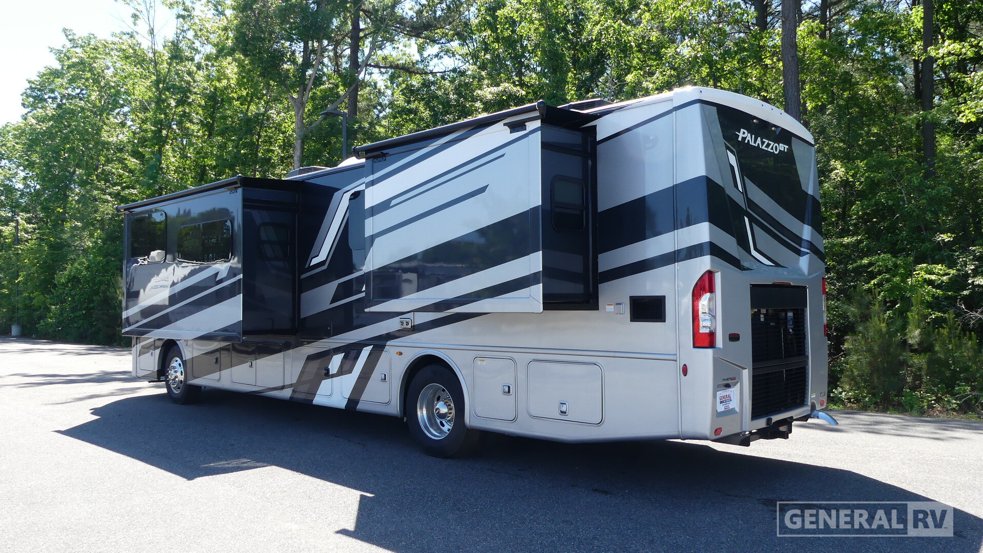 2027 Thor Motor Coach PALAZZO GT 37.4 in ashland VA