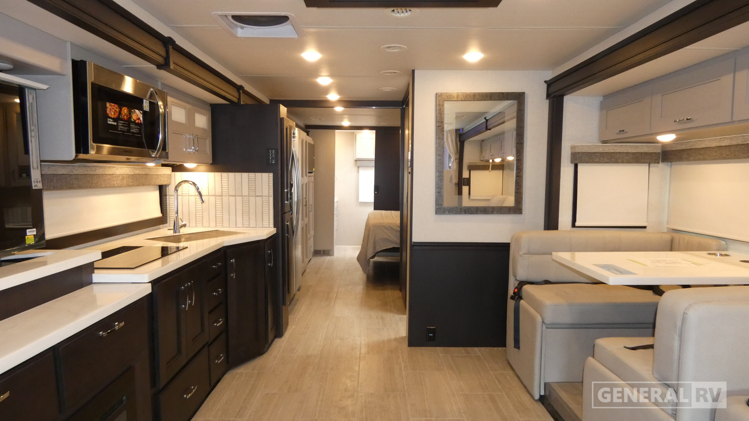 2026 Thor Motor Coach PASADENA SV 38DX in orange park FL