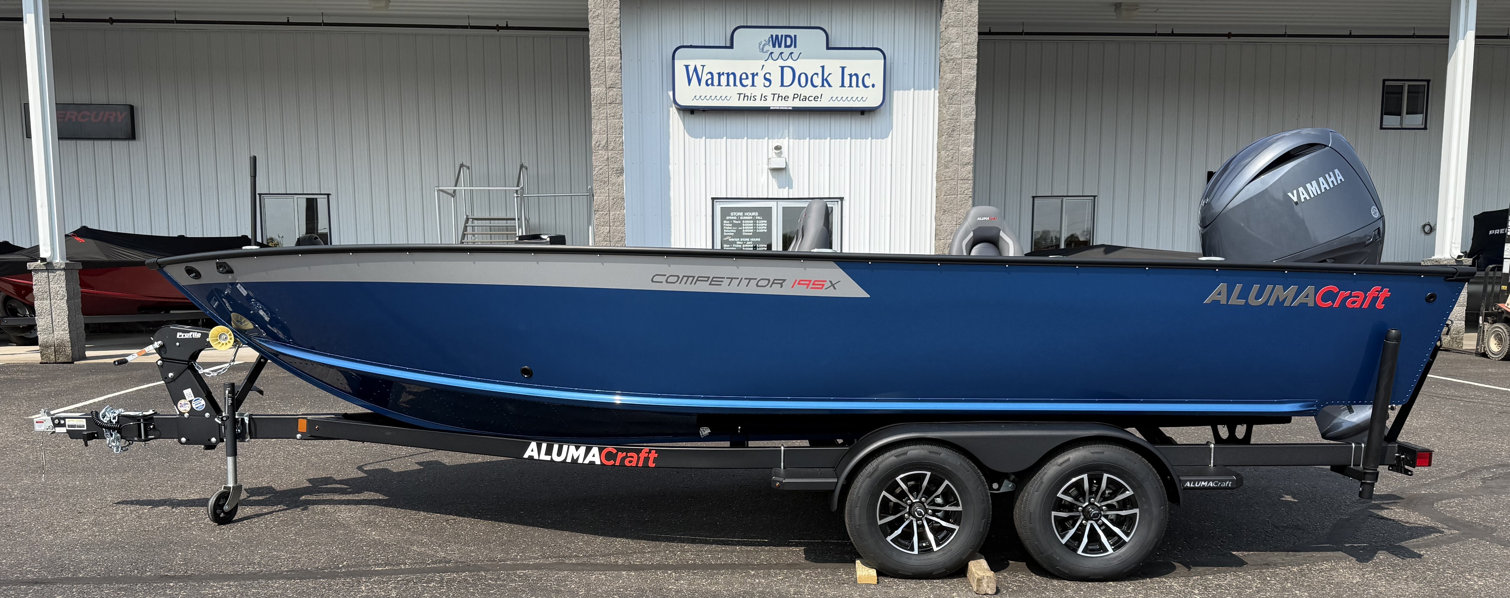 2026 Alumacraft Competitor 195X Tiller SHADOW 185 SC in new richmond WI